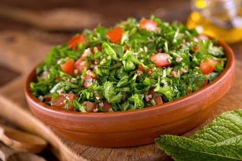 10 Best Vegan Lebanese Dishes - Tabbouleh