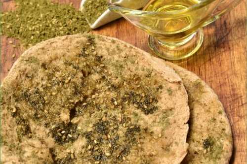 10 Best Vegan Lebanese Dishes - Manakeesh Za'atar